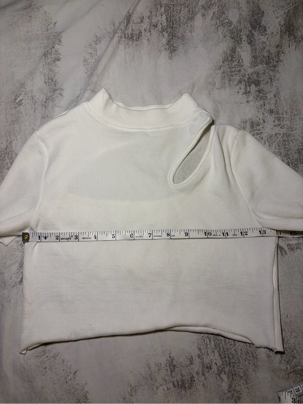 SOLADO White Ribbed Cutout Mock Neck Crop Top - Picture 6 of 7
